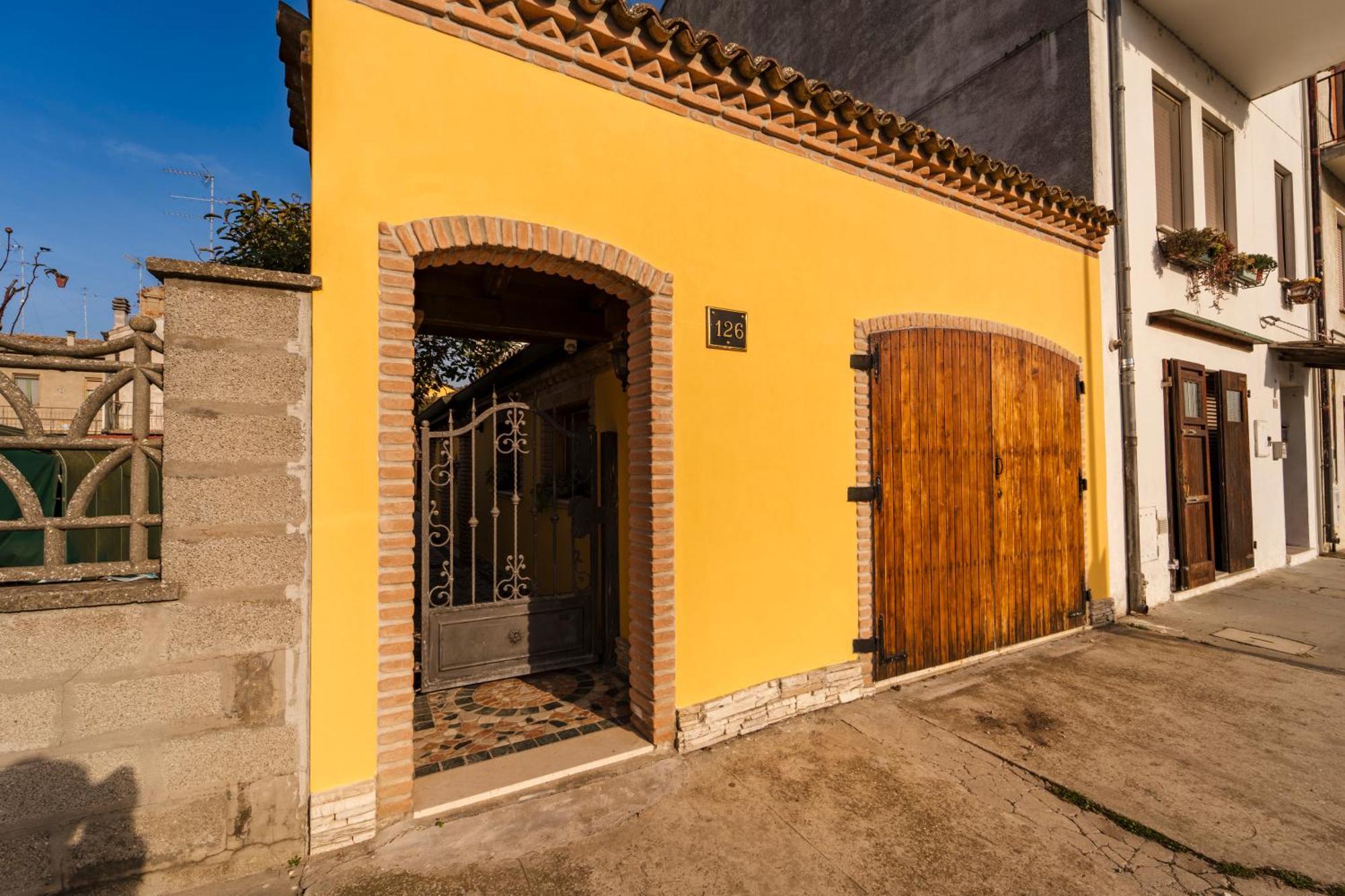 La Loggia Bed & Breakfast Комакио Екстериор снимка